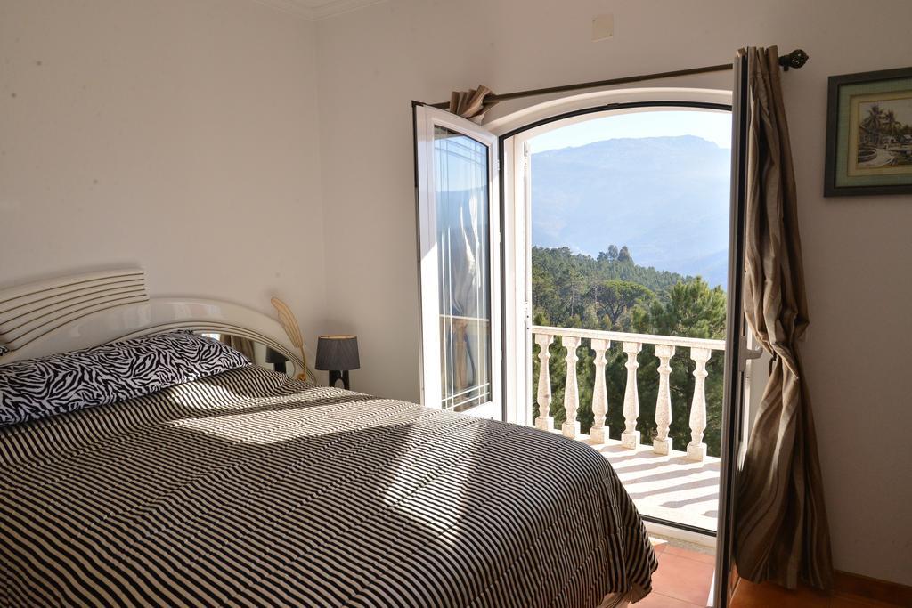 Casa Estrela De Alva Hotell Seia Exteriör bild
